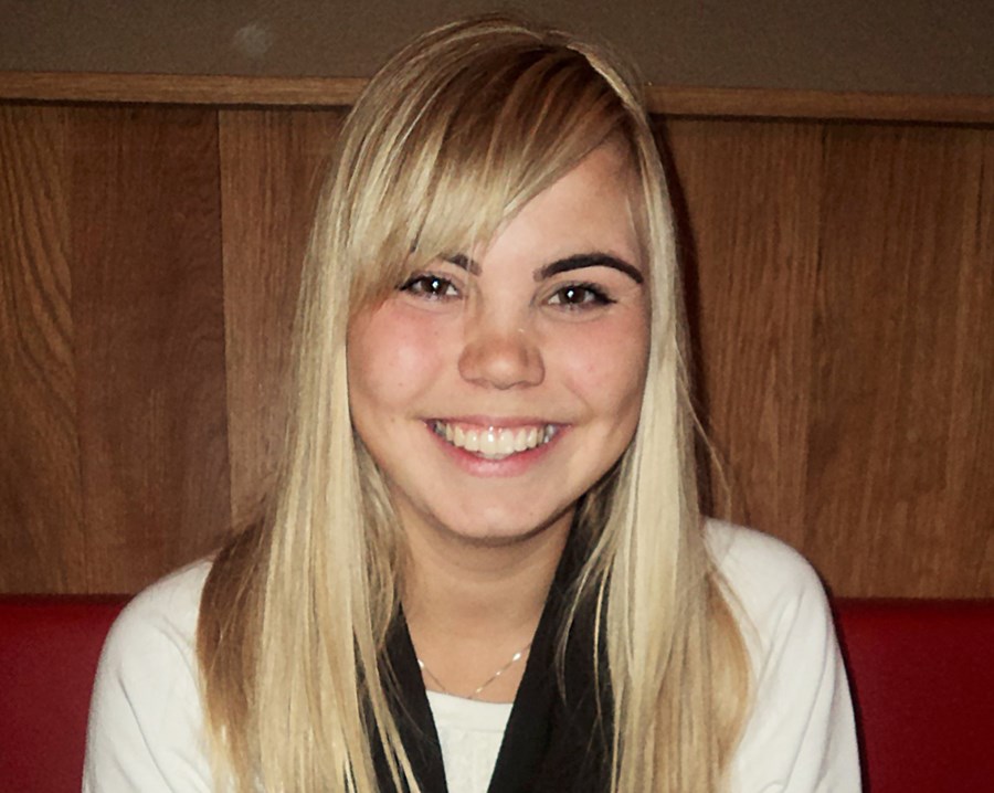 Sveitastelpa frá Gunnbjarnarholti lærir flutningafræði í Ástralíu