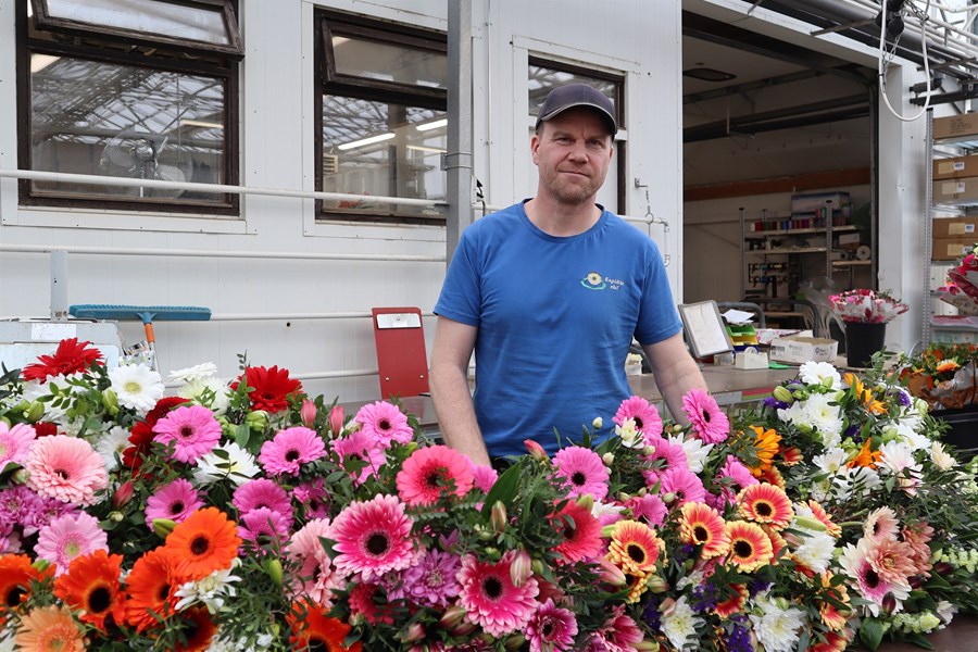 Axel Sæland, formaður garðyrkjudeildar Bændasamtaka Íslands, er sjálfur blómabóndi á Espiflöt í Reykholti í Biskupstungum.