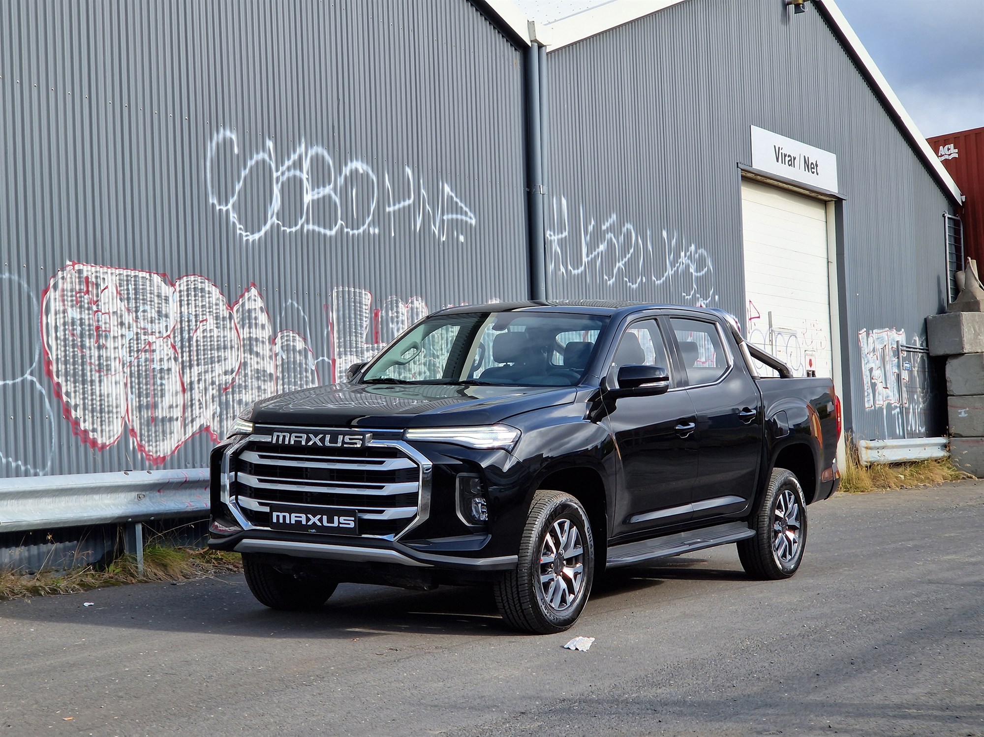   Loksins rafmagnspallbíll