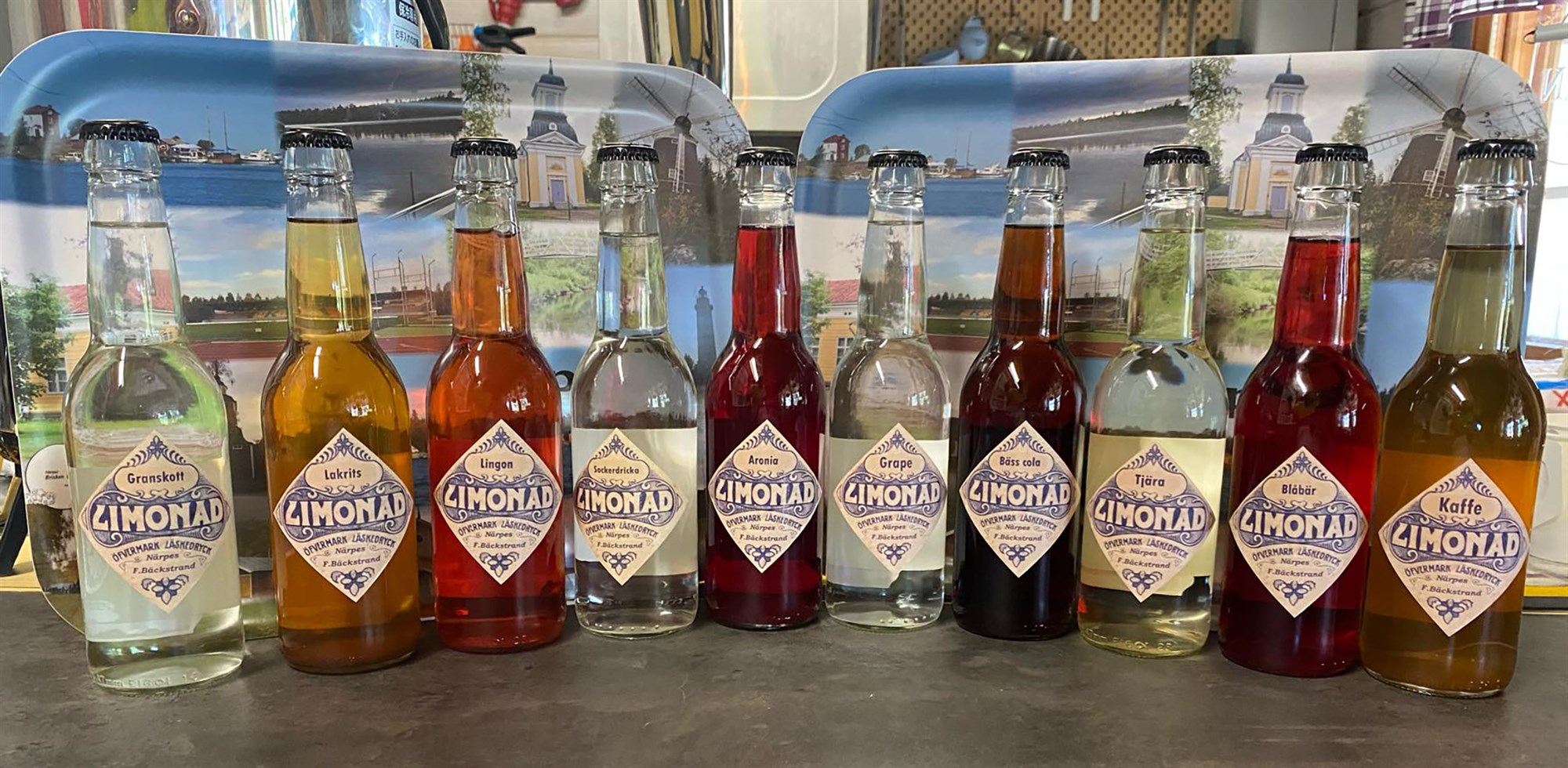 Endurvakti einfaldan svaladrykk og notar aldagamla uppskrift