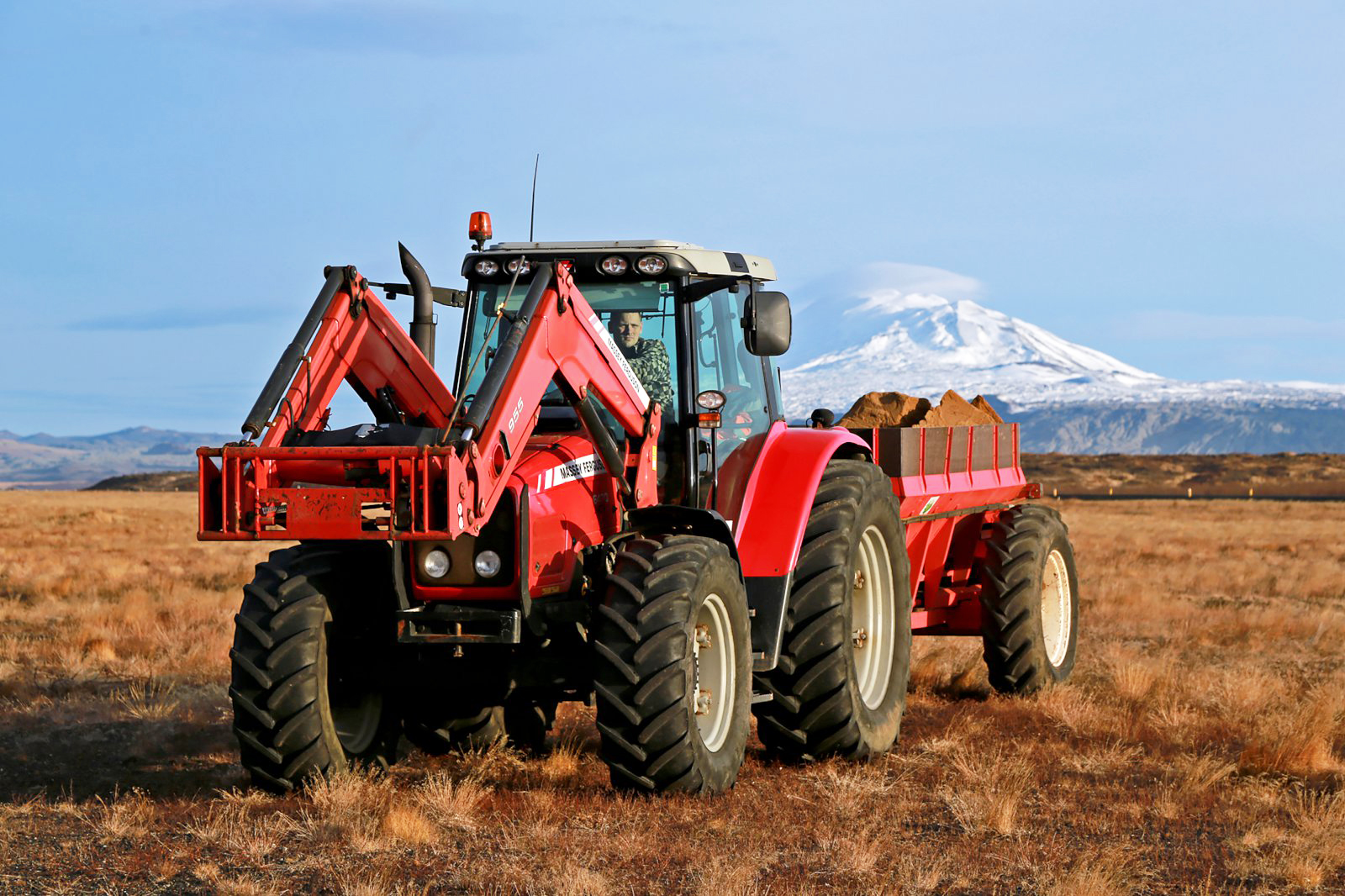 Sama heildarmagn næringarefna í lífrænu hráefni og er í innfluttum tilbúnum áburði