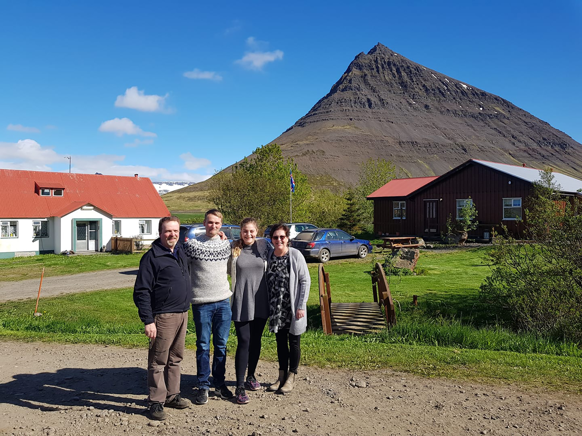Baráttan við náttúruna ekkert harðari en annars staðar