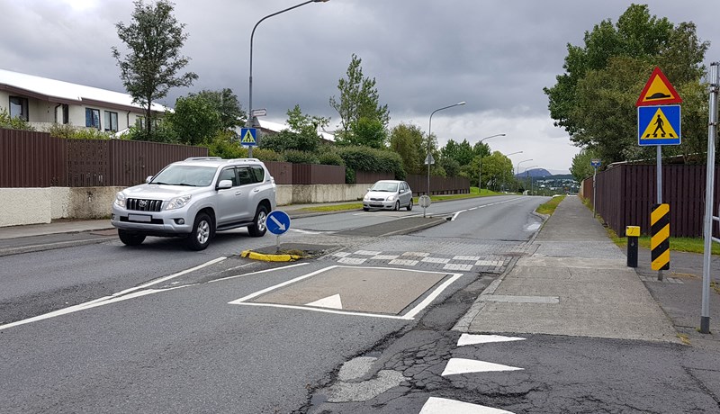 Hraðahindranir geta aukið mengun bíla um 47–98%