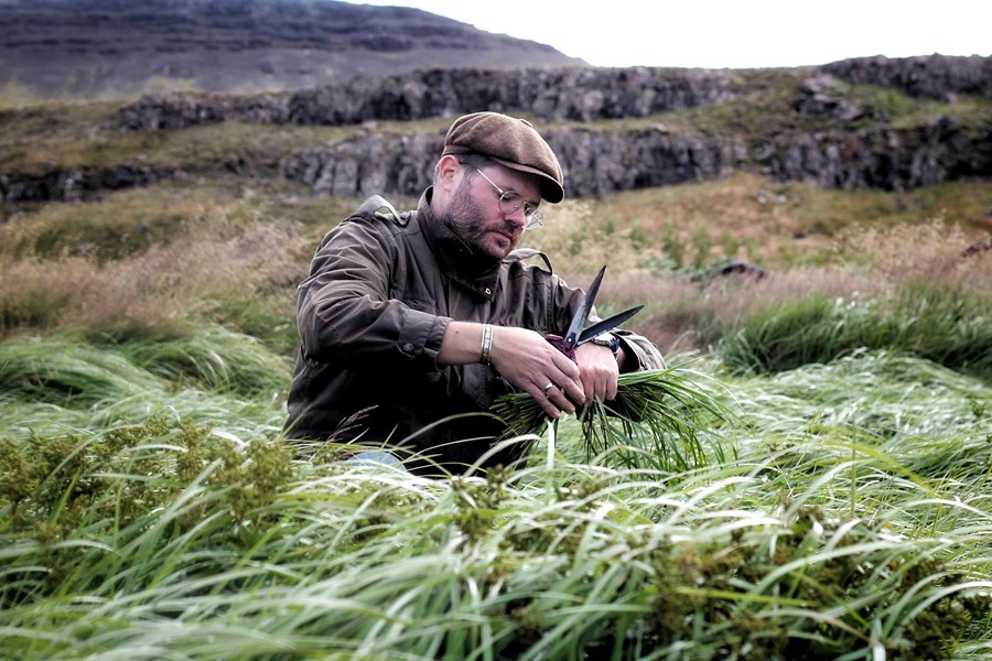 Ólafur Ericsson handleikur töðuna.