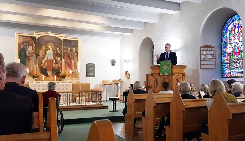 Telur Ólaf Ragnar Grímsson eiga Nóbelsverðlaun skilið fyrir að koma á samræðum svarinna fjandmanna