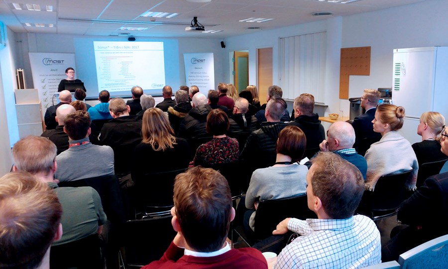 Vigdís Tryggvadóttir, sérgreinadýralæknir hjá Matvælastofnun, á fræðslufundinum.