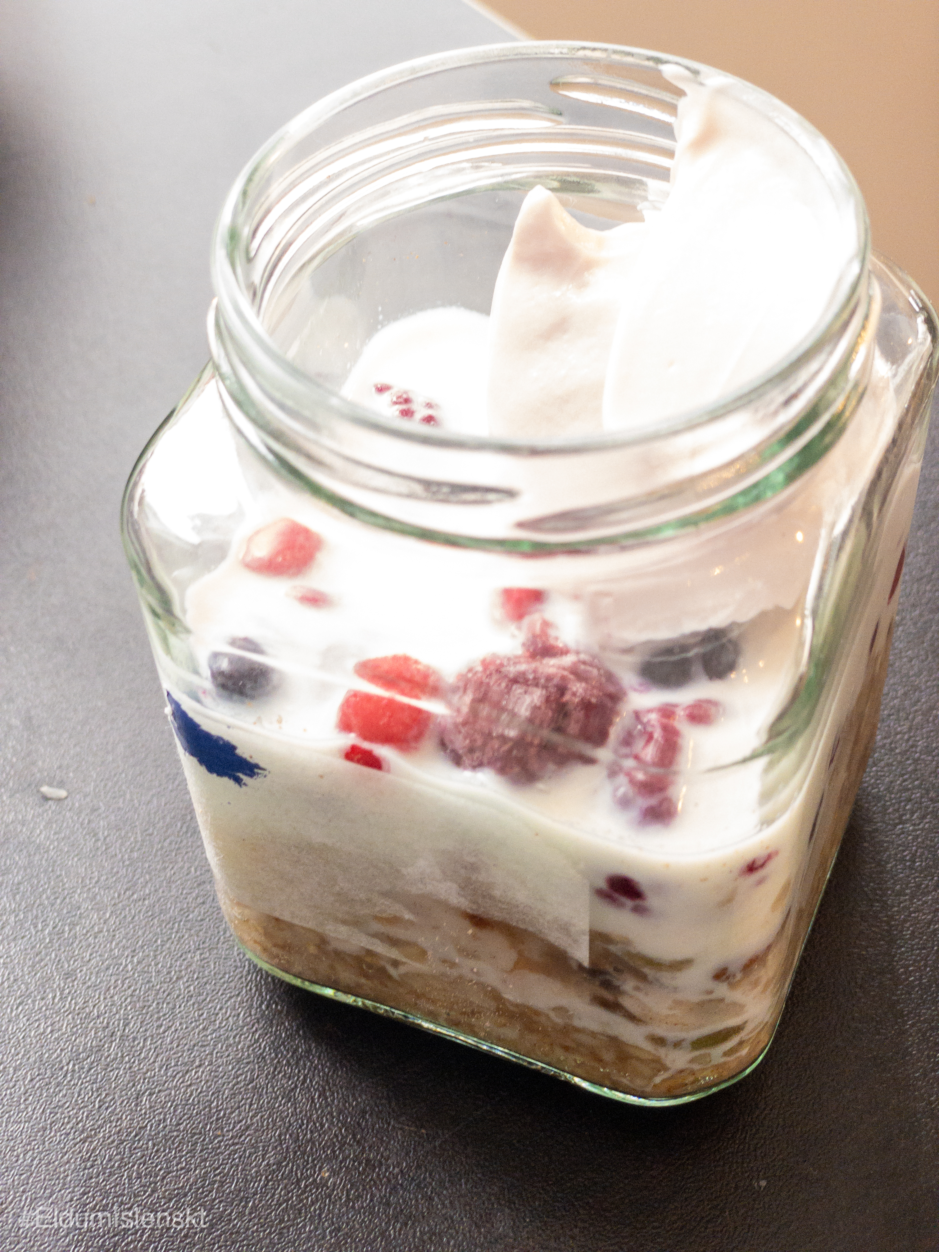 Hafragrautur og hnetubrauð