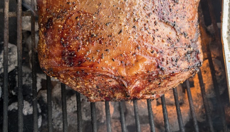 Grillað lamb og grænmeti