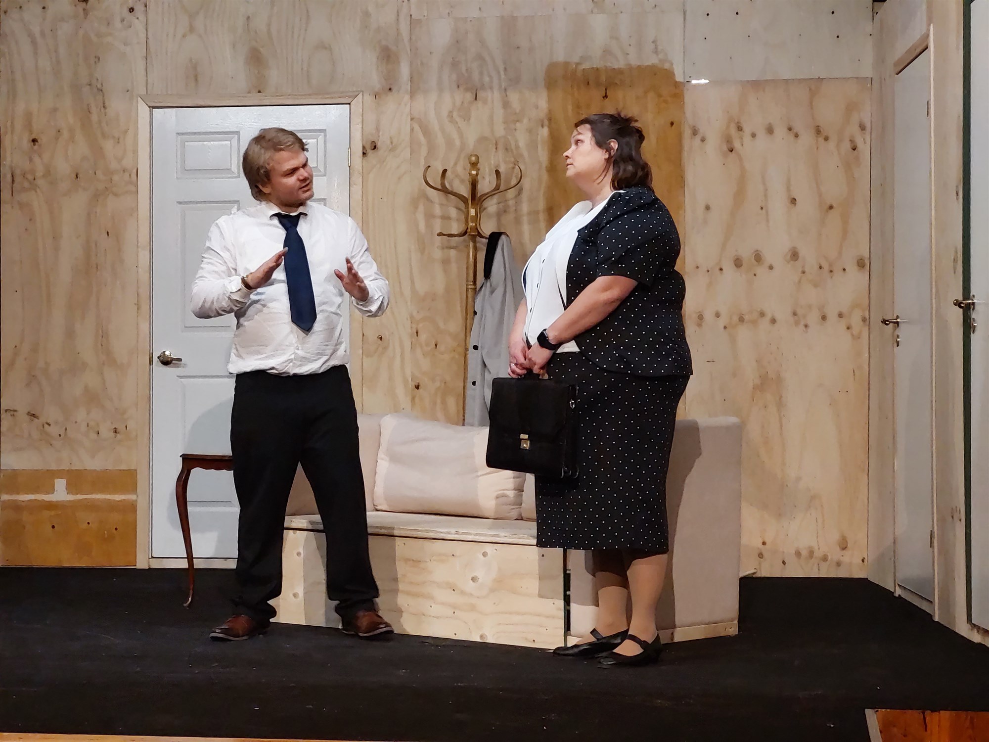 Leikfélag Fljótsdalshéraðs sýnir Tom, Dick & Harry