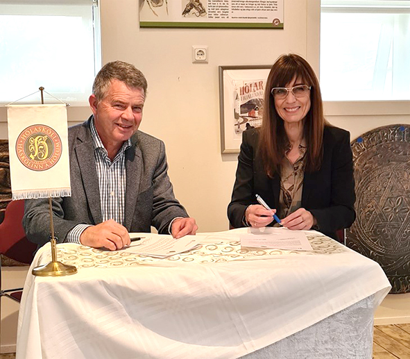 Sleipnisbikarinn kominn á Hóla