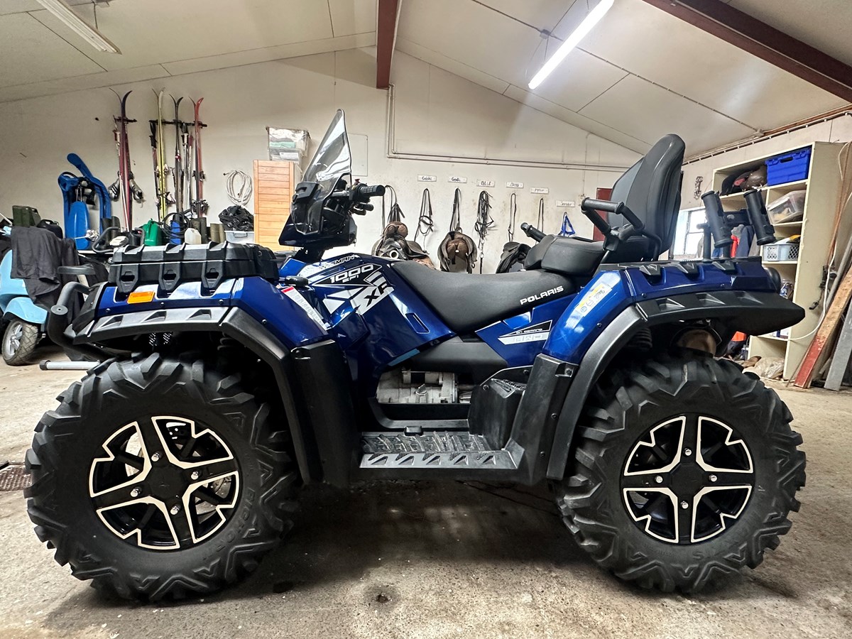 Til sölu er afar vel með farið og lítið