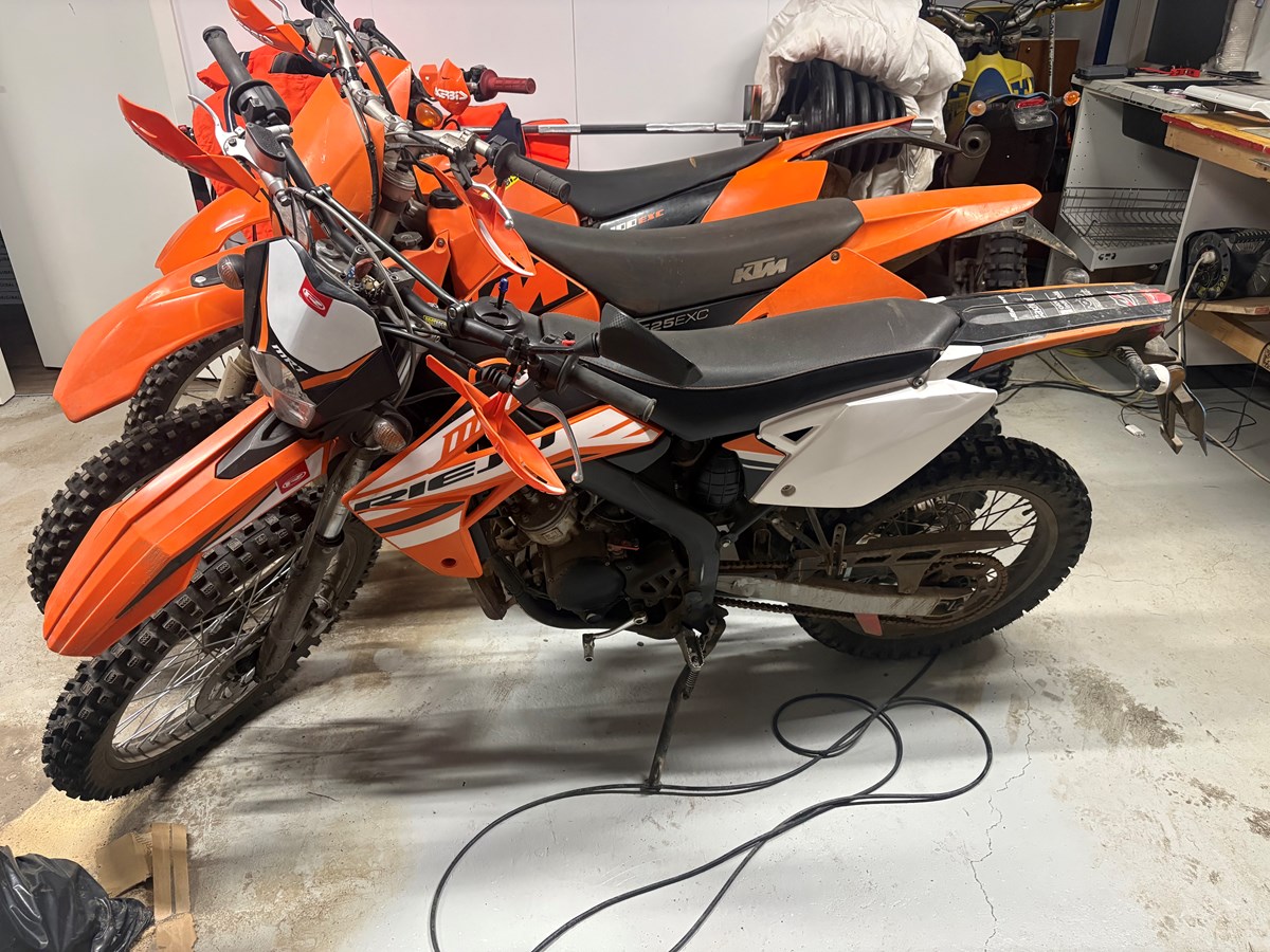 Ktm 525 2004 árg 400þús ktm 400 2004 árg