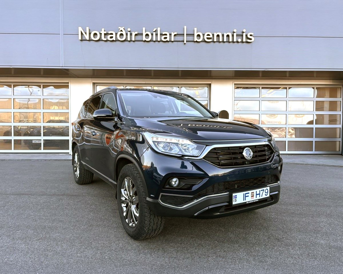 Til sölu SsangYong Rexton Premium, 33“ b