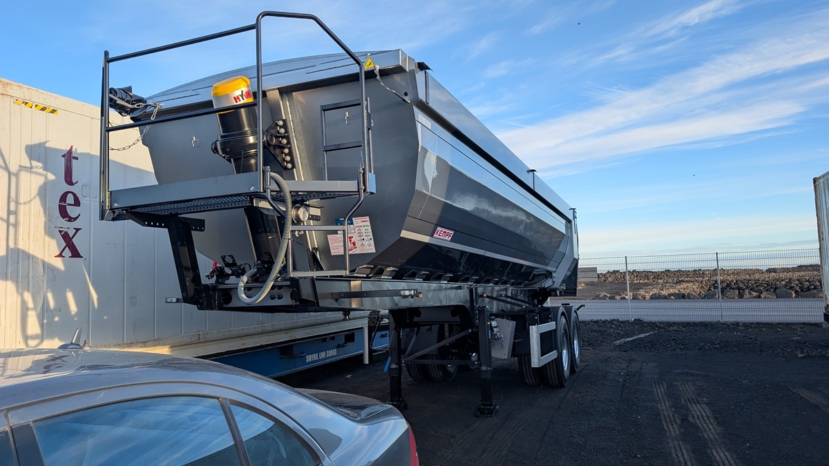 Nýr Kempf 2ja öxla malarvagn. Til afhend