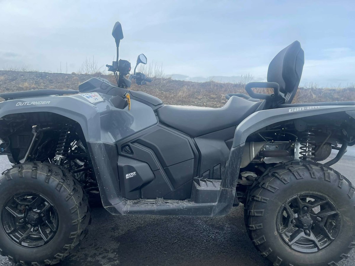 Til sölu Can-Am outlander 500 módel 2024