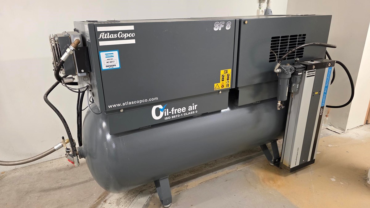 Atlas Copco loftpressa frá SindraModel