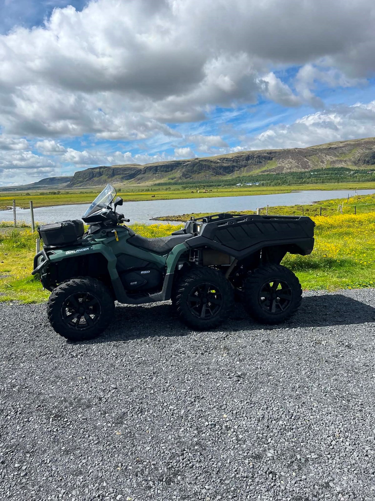 Canam 650 6x6 árgerð 2025 (maí) ek.2500k