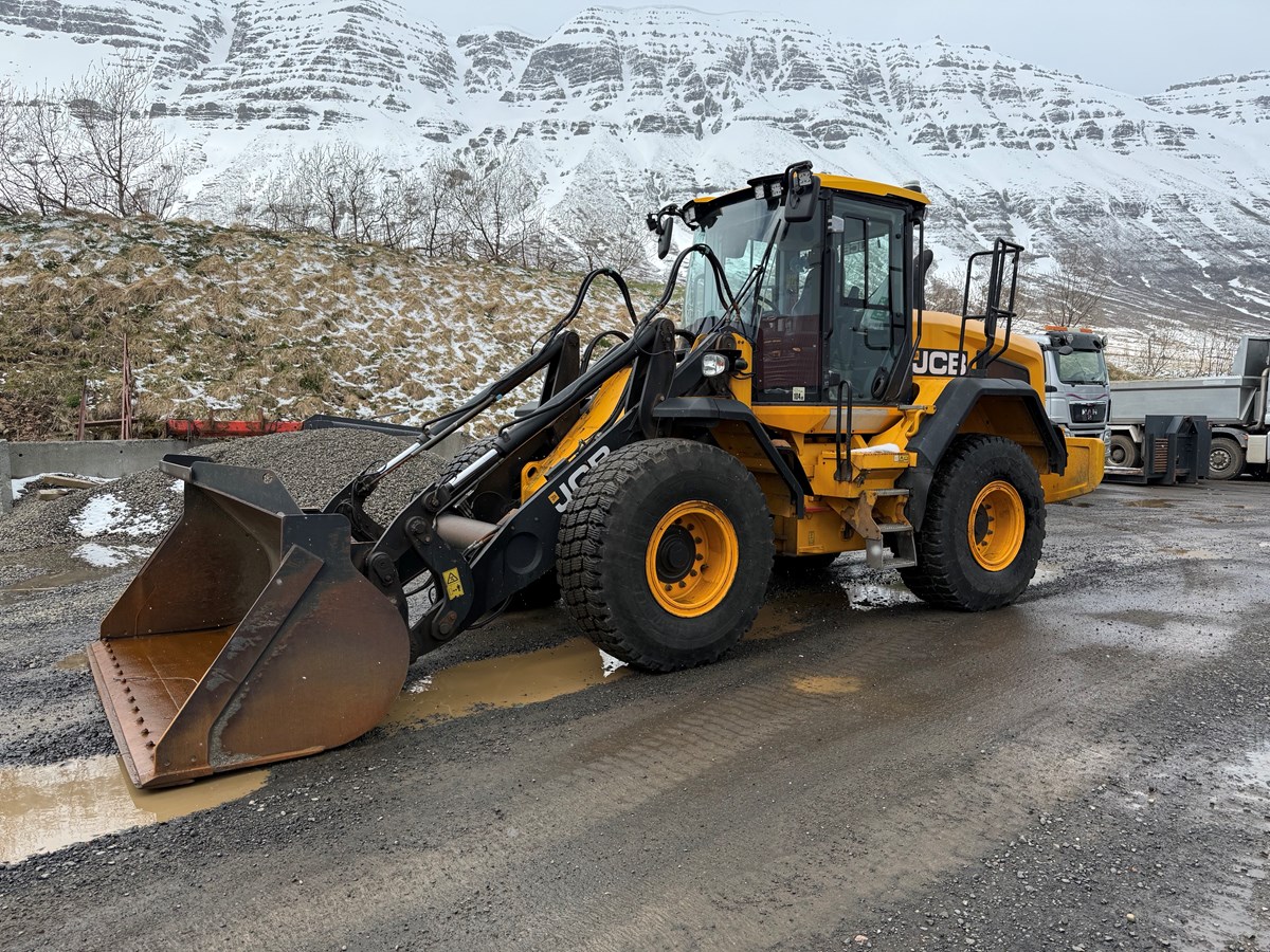 Til sölu JCB 427 HT árg 2018 ekinn 3400