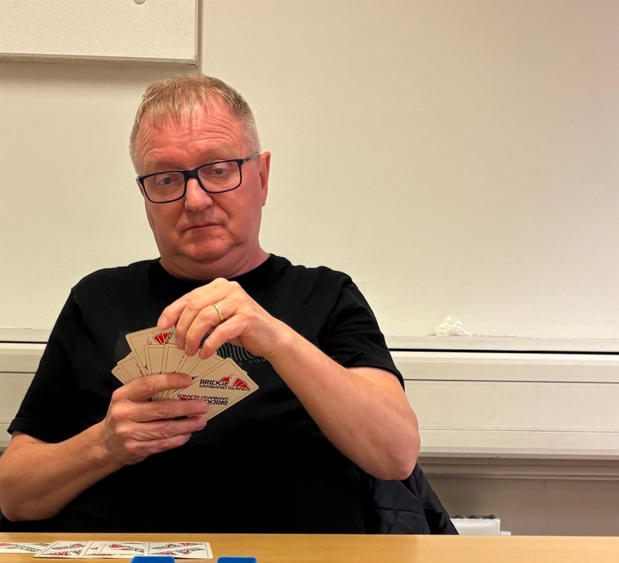 Ragnar Magnússon.