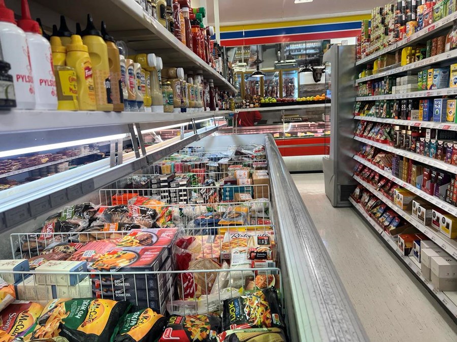 Úr matvöruverslun. Katrín telur að hugtakið „nægileg aðvinnsla“ sé afar matskennt en undir þeirri túlkun má merkja vörur með íslenska þjóðfánanum, þótt þær innihaldi ekki íslensk hráefni.