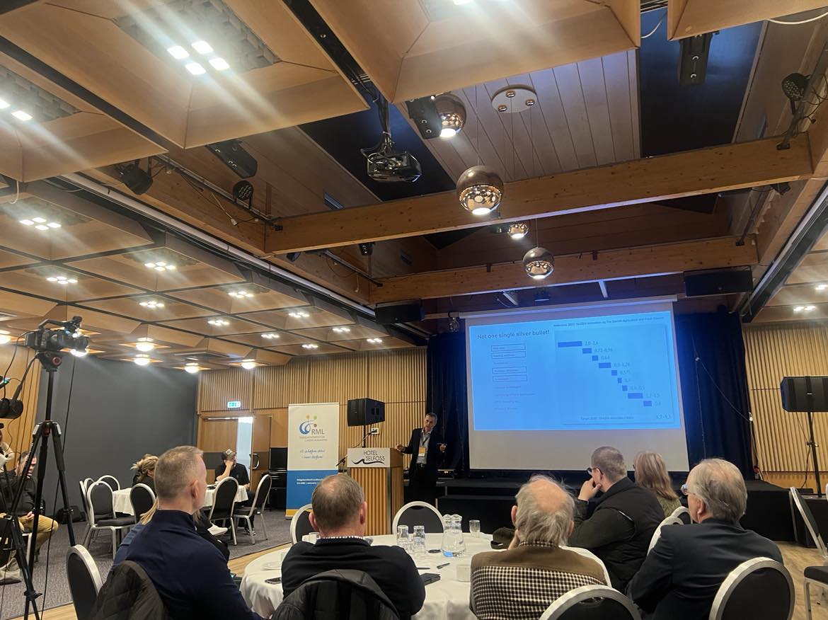 Svipmyndir frá afmælisráðstefnu