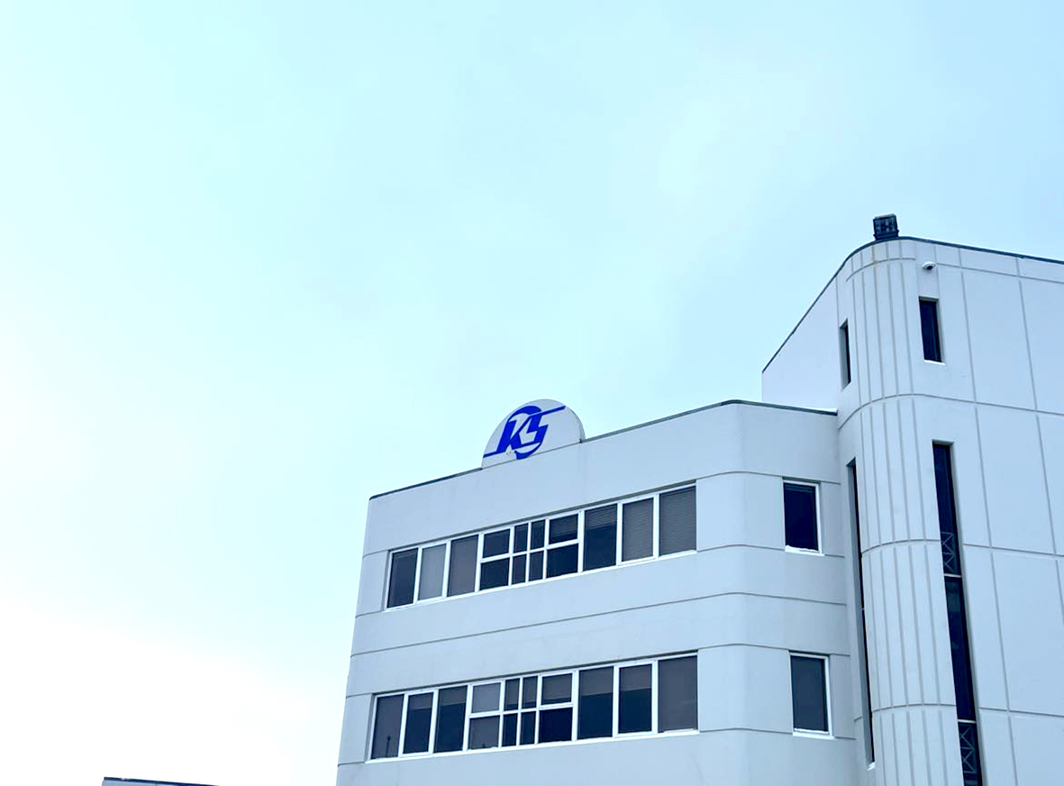 Búsæld seldi KS- hlutinn í heild