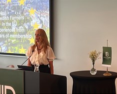 Færri og stærri býli