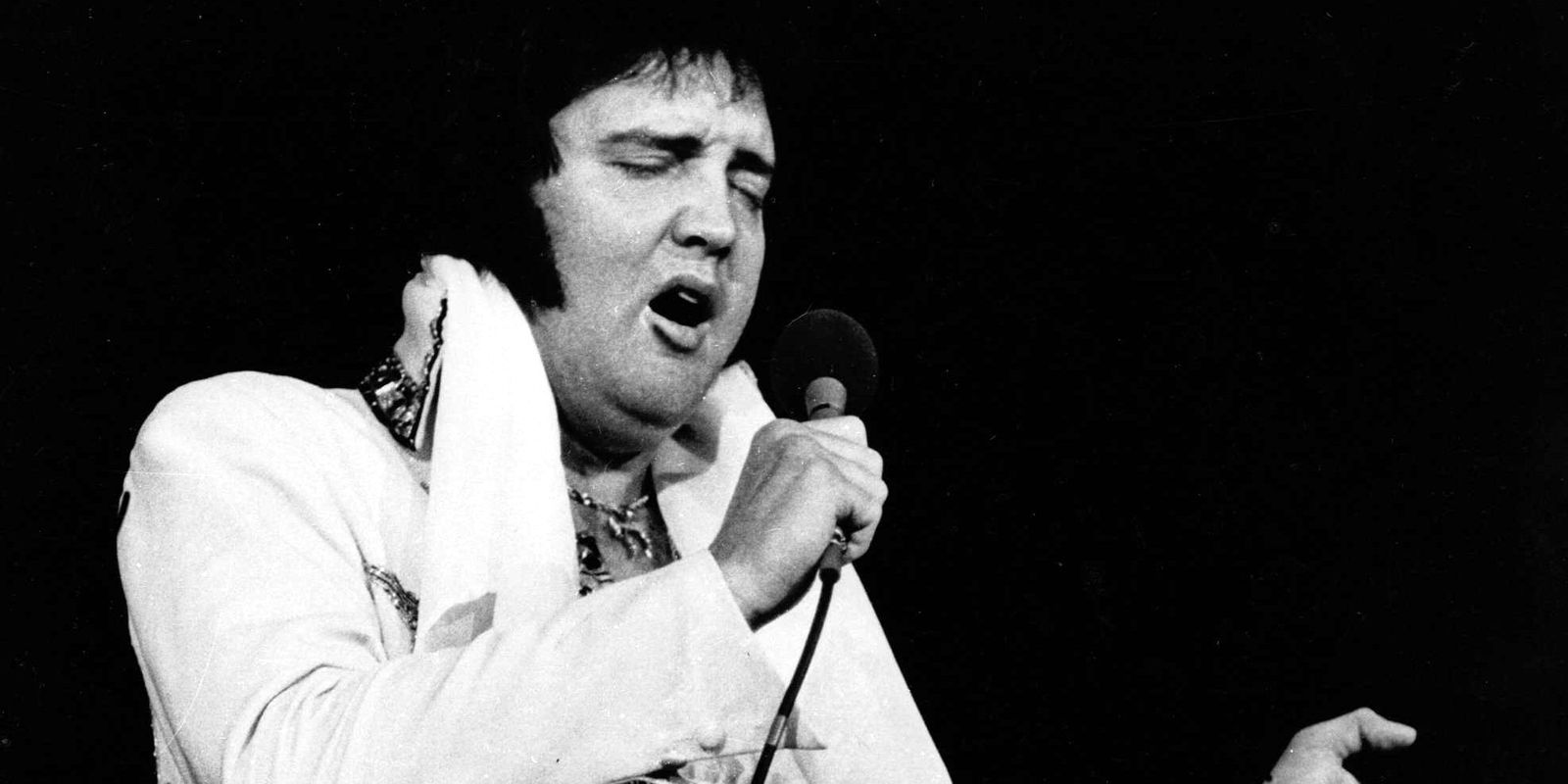 Elli prestsins með bumbu og skalla