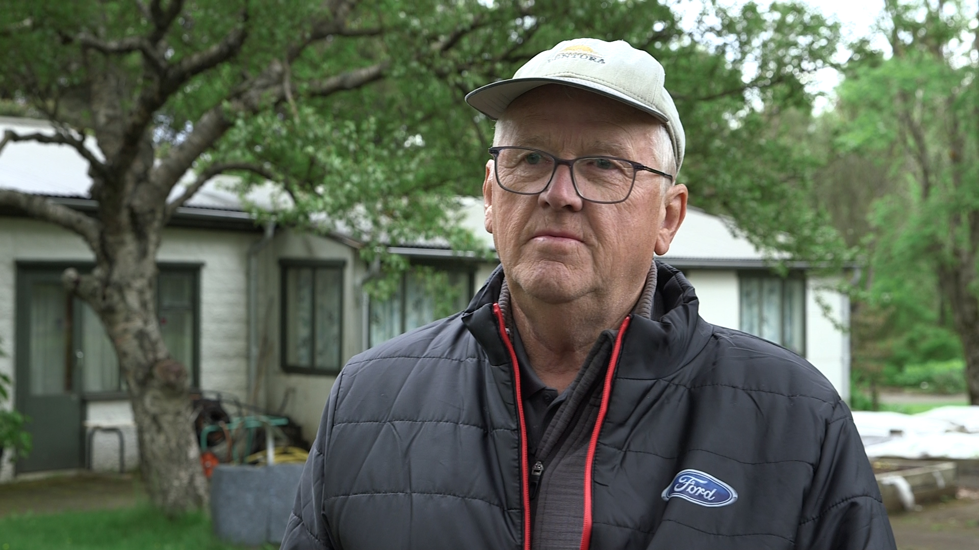 „Byrjaði náttúrlega á að kaupa traktor“