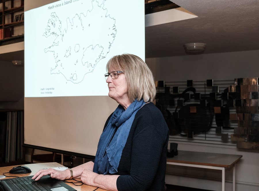 Valgerður Andrésdóttir sameindaerfðafræðingur í Tilraunastöð Háskóla Íslands í meinafræði að Keldum.
