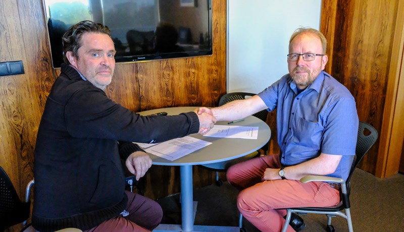 Skrifað undir kjarasamning milli Starfsgreinasambands Íslands og Bændasamtaka Íslands