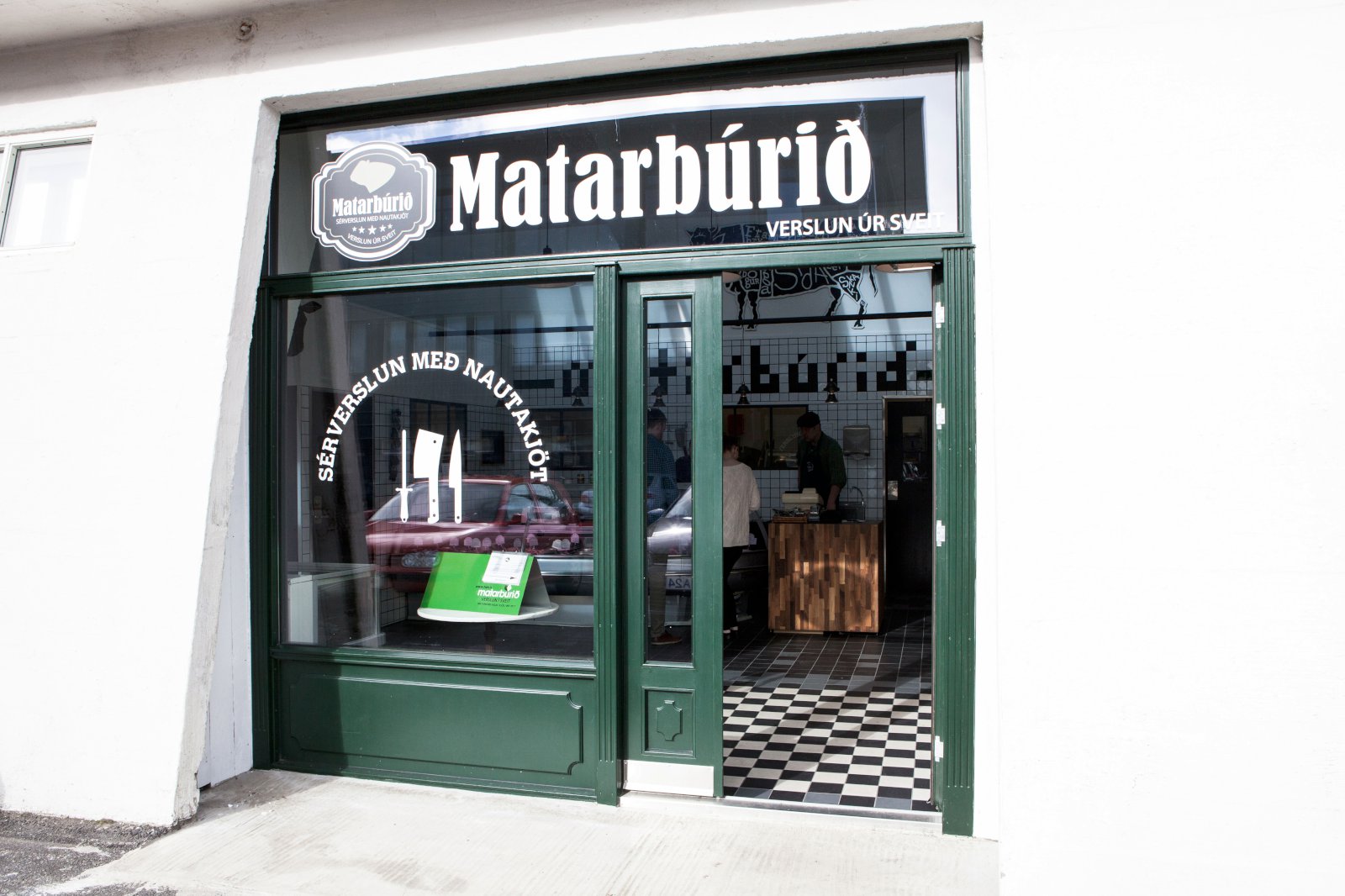 Lambakjöt frá Seglbúðum og velferðarkjúklingur í Matarbúrið