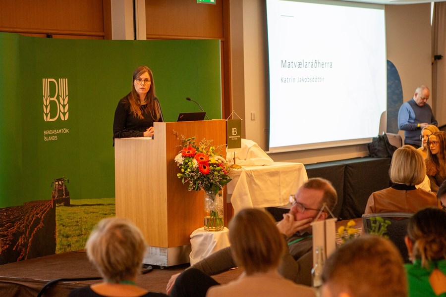 Katrín Jakobsdóttir segir skýrar upprunamerkingar geta auðveldað upplýsta ákvörðun þegar keyptar eru matvörur.