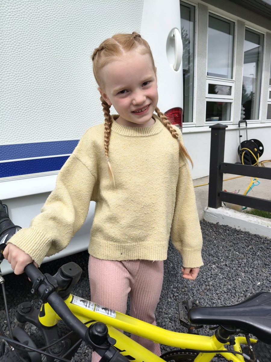 Apríl Emma