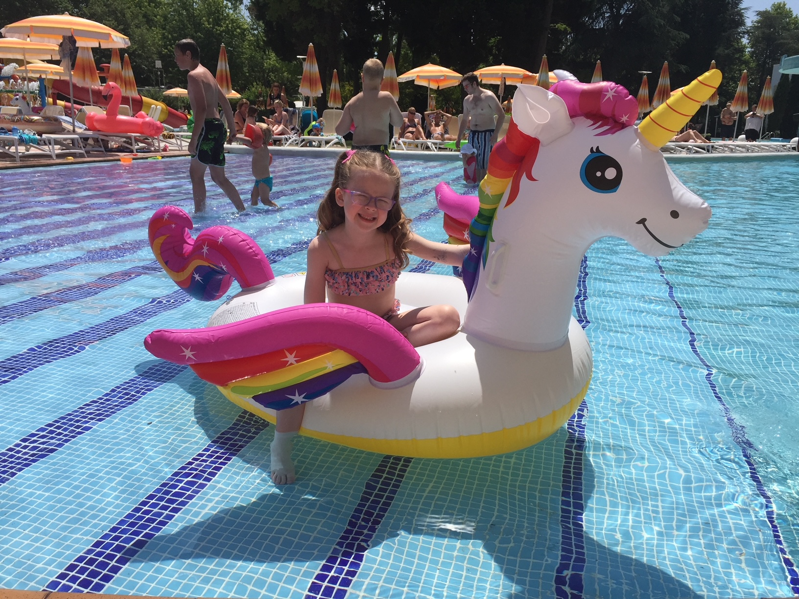 Æfi fótbolta og fimleika