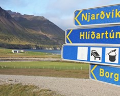 Í mörg horn að líta hjá ábúendum í Hlíðartúni í Njarðvík