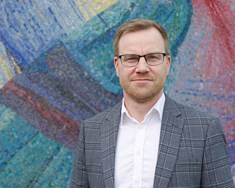 Axell vill halda formennsku áfram