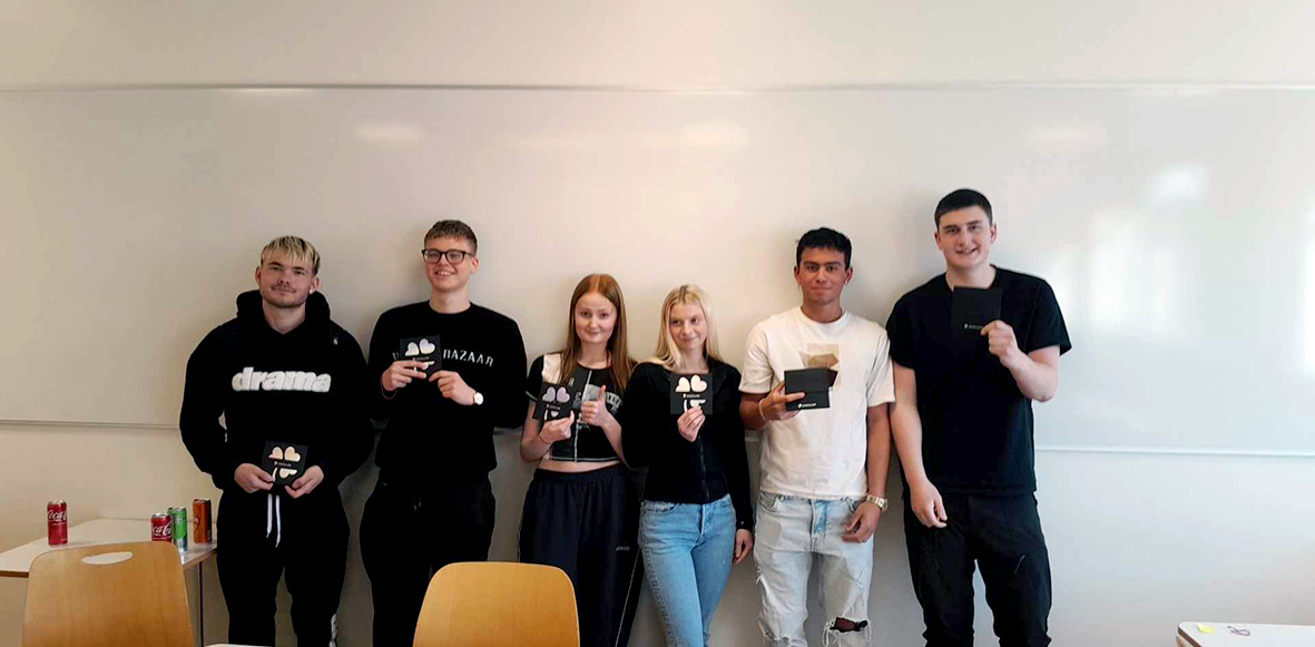 Menntskælingar læra bridds