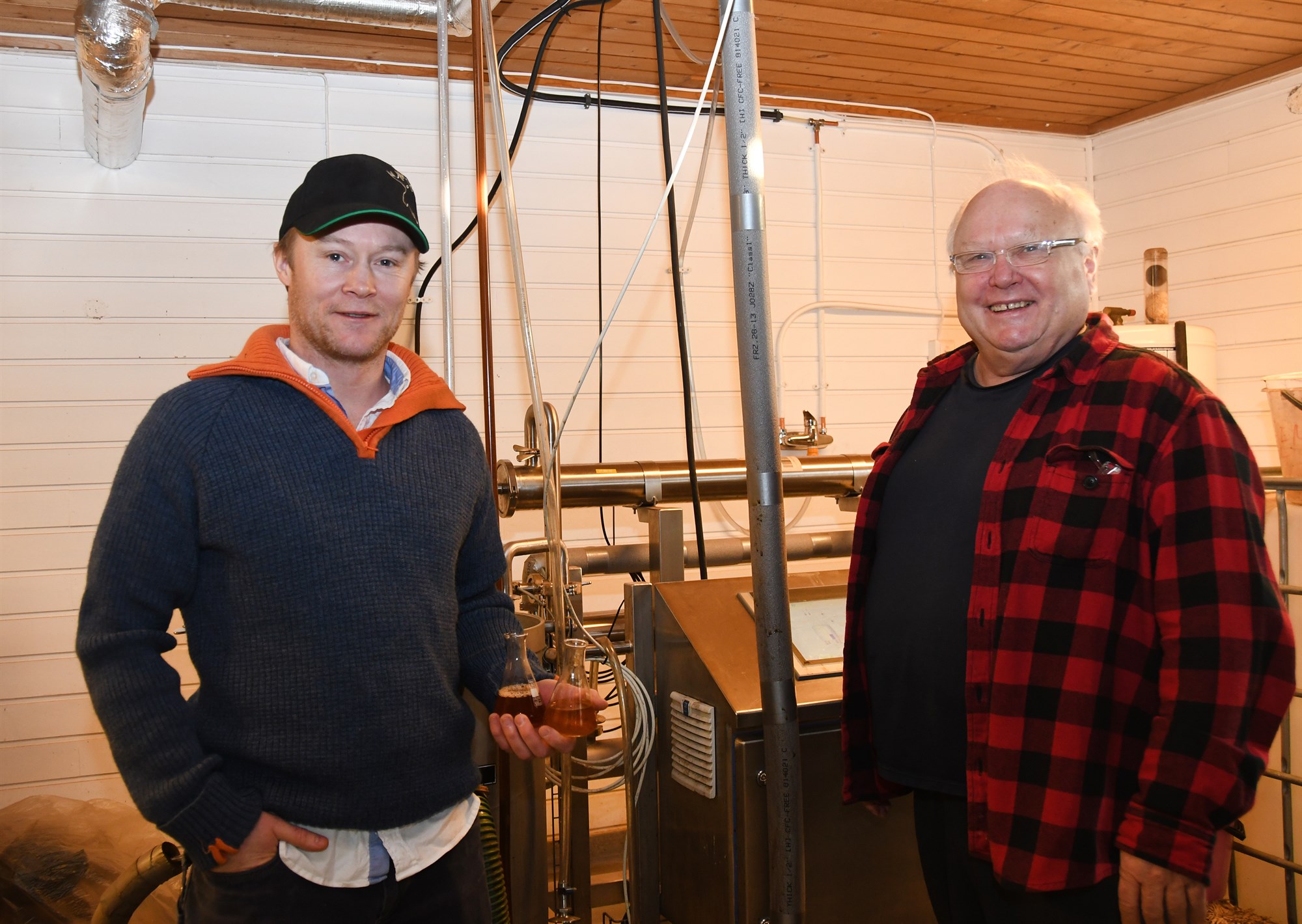 Búa til melassa úr spæni