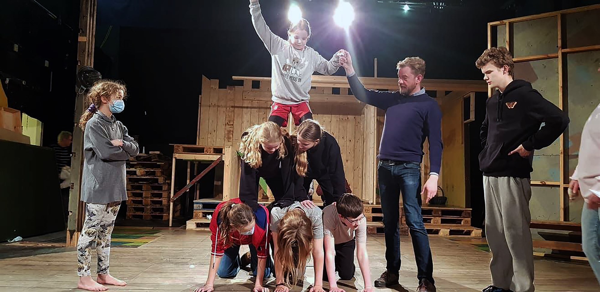 Kardimommubærinn á fjalirnar í Eyjafjarðarsveit