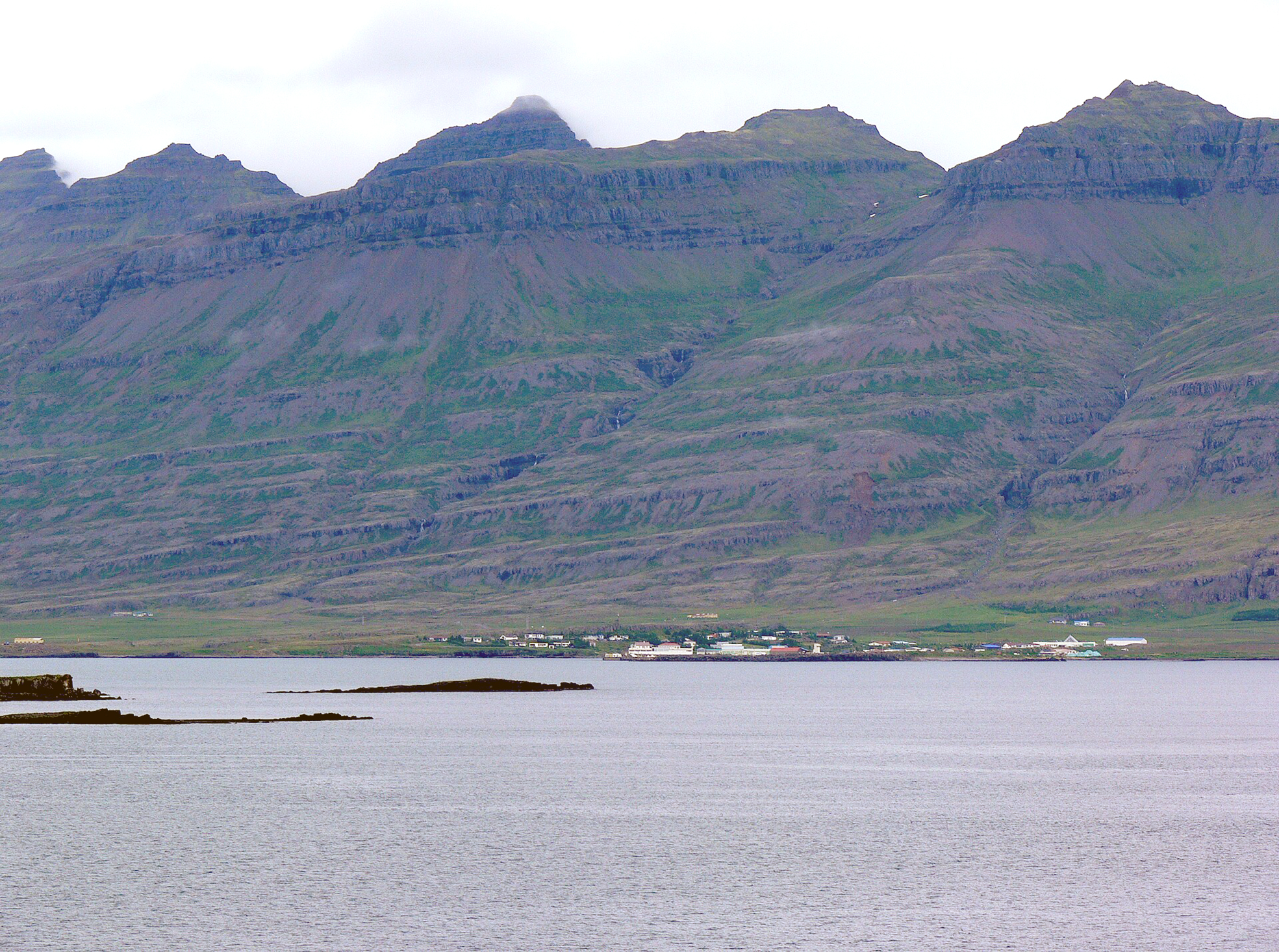 „Tekjurnar af ánni borga áburðinn á túnin“
