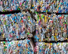 8,3 milljarðar ­tonna af plasti