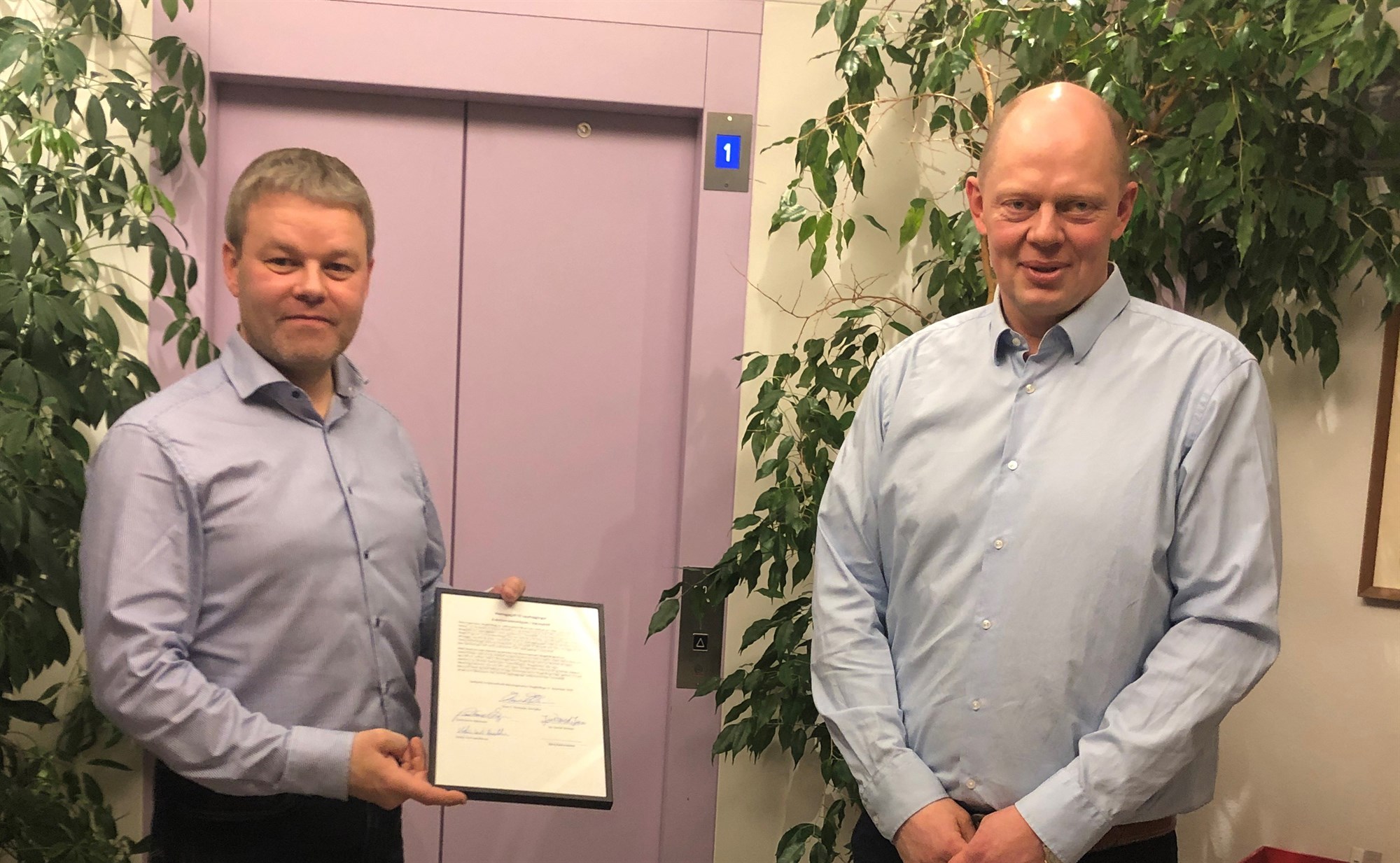 Gjöf til uppbyggingar á skólamann- virkjum í Varmahlíð