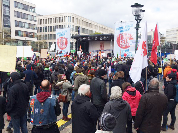 TTIP-samningagerð mótmælt harðlega í Þýskalandi