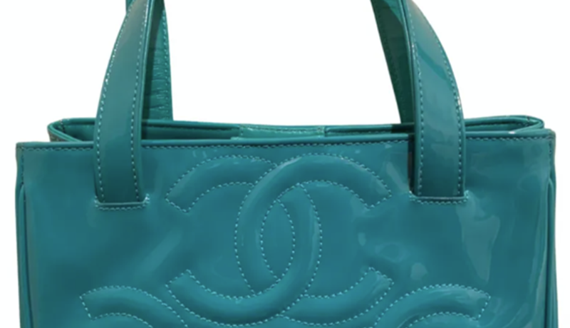 Vintage Valentino, Gucci, Ganni ...