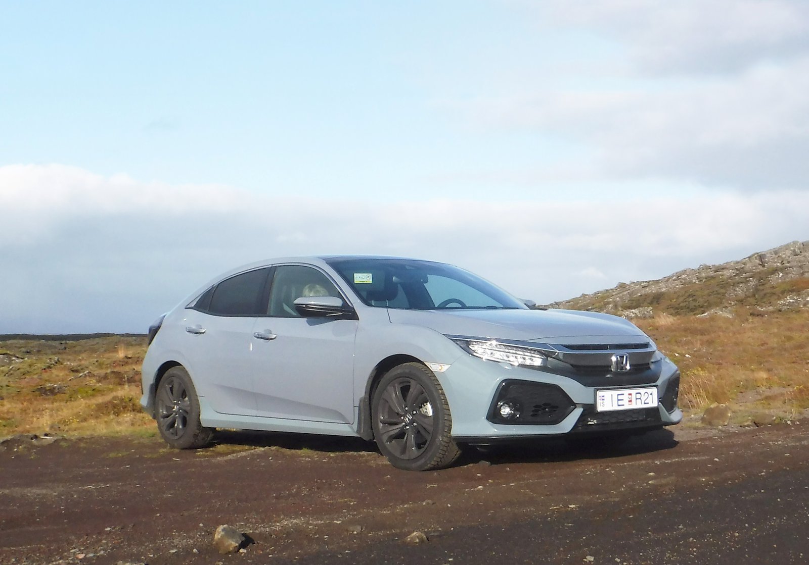 Út að leika á 182 hestafla Honda Civic