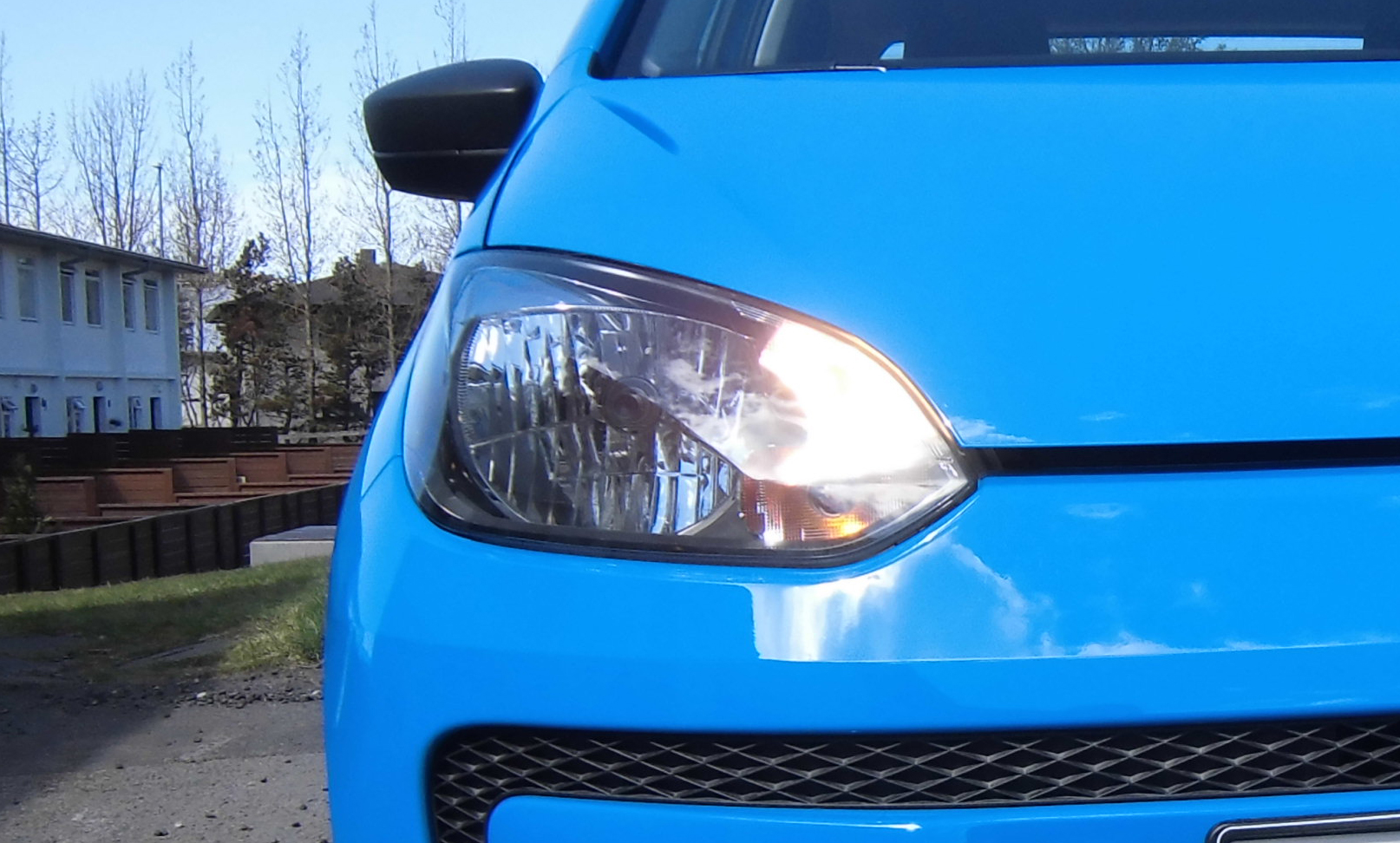 Rangur ljósabúnaður á nýjum bílum