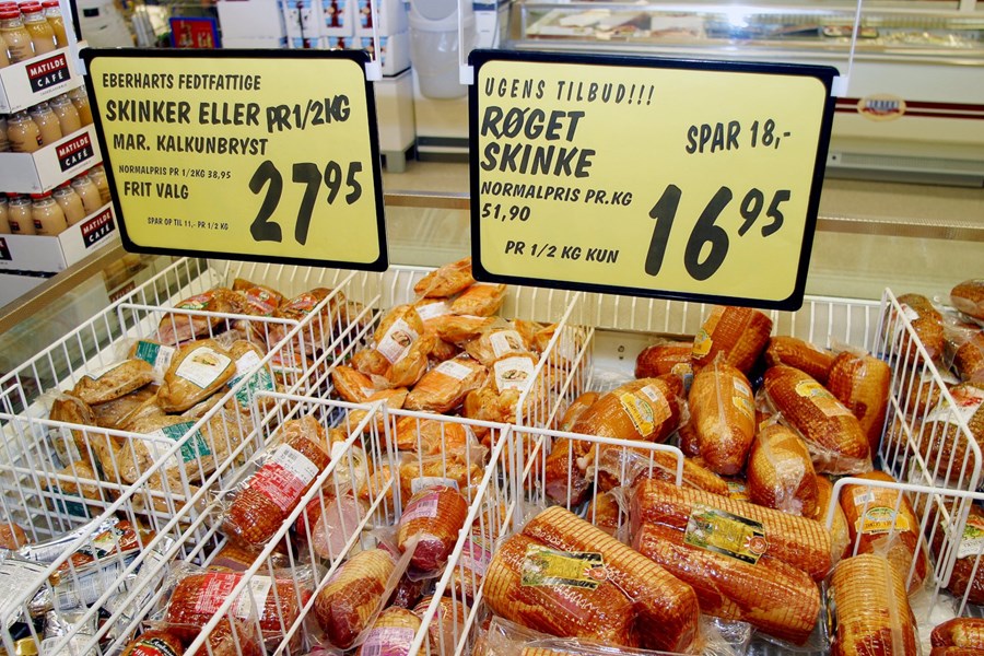 43 tonn af unnum kjötvörum fluttar inn