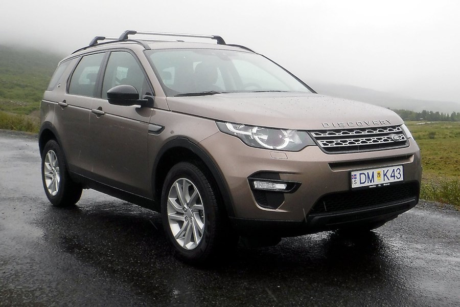 Land Rover Discovery Sport.