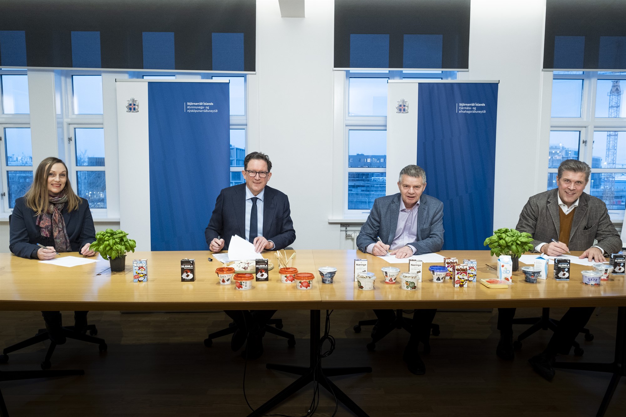 Endurskoðun rammasamnings ríkis og bænda lokið